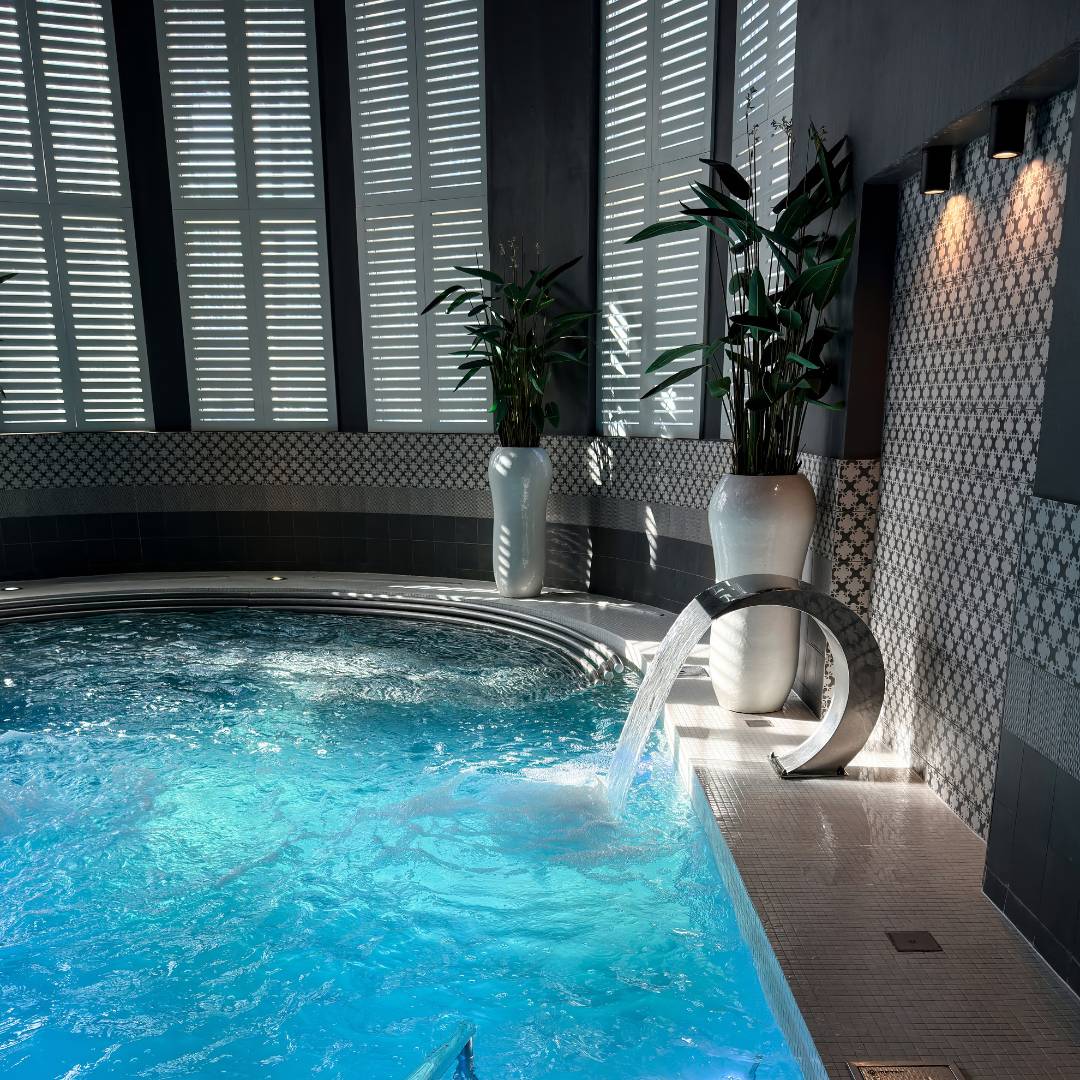 Piscine intérieure