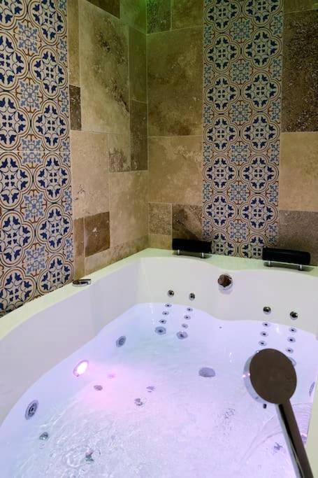 Photo du logement - Love Room 1001 nuits & Balnéo