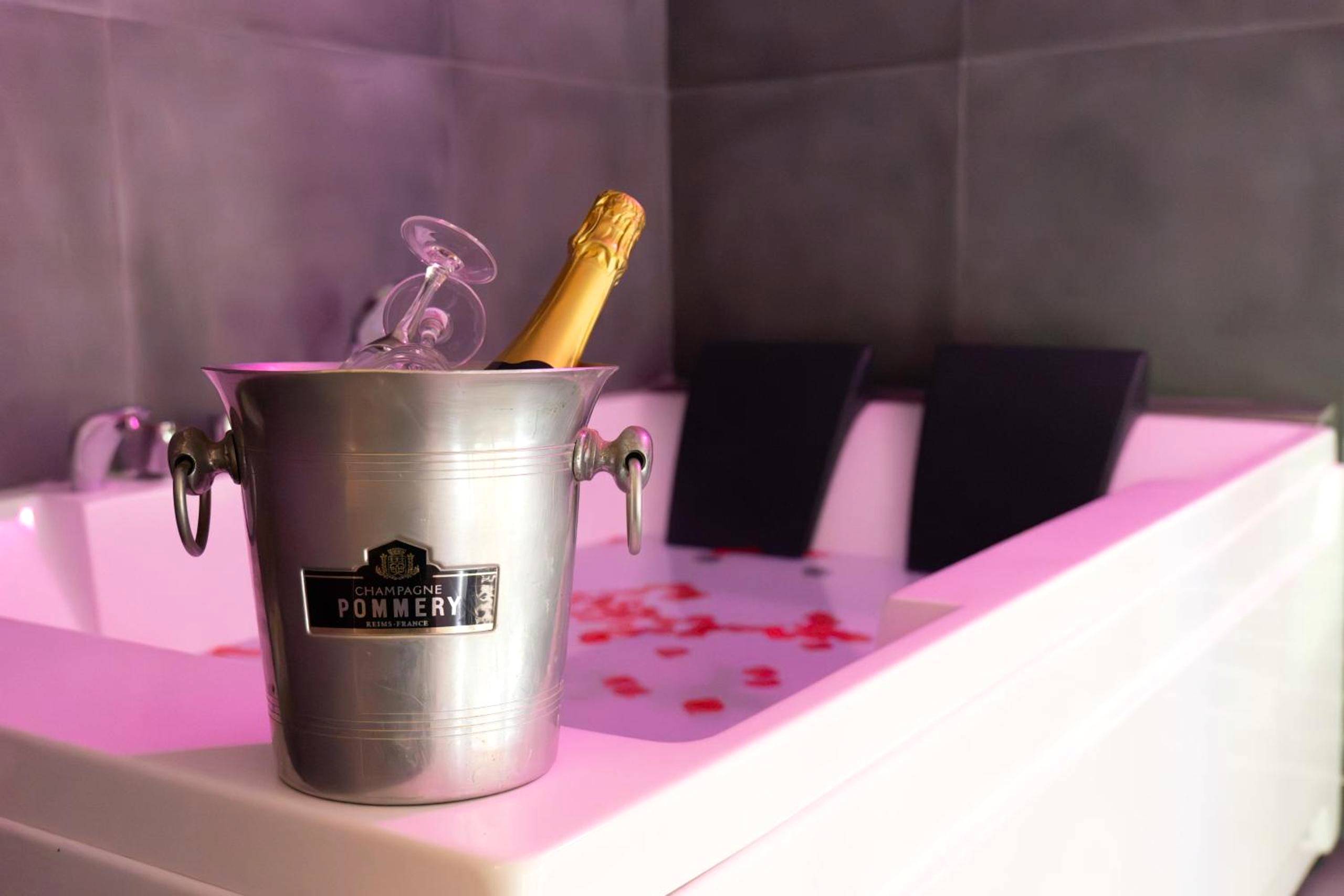 Photo du logement - 50 Nuances de Bonheur - Love Room à Rouen