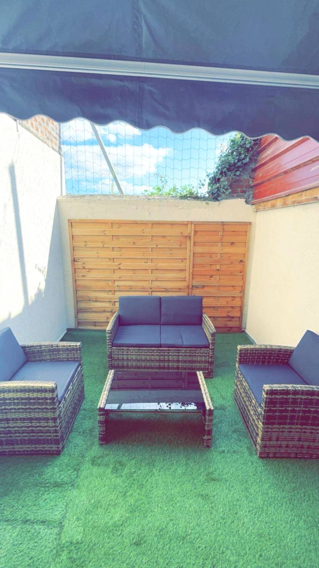 Photo du logement - Loveroom 50 nuances de bulles jacuzzi et sauna privatif - Lens