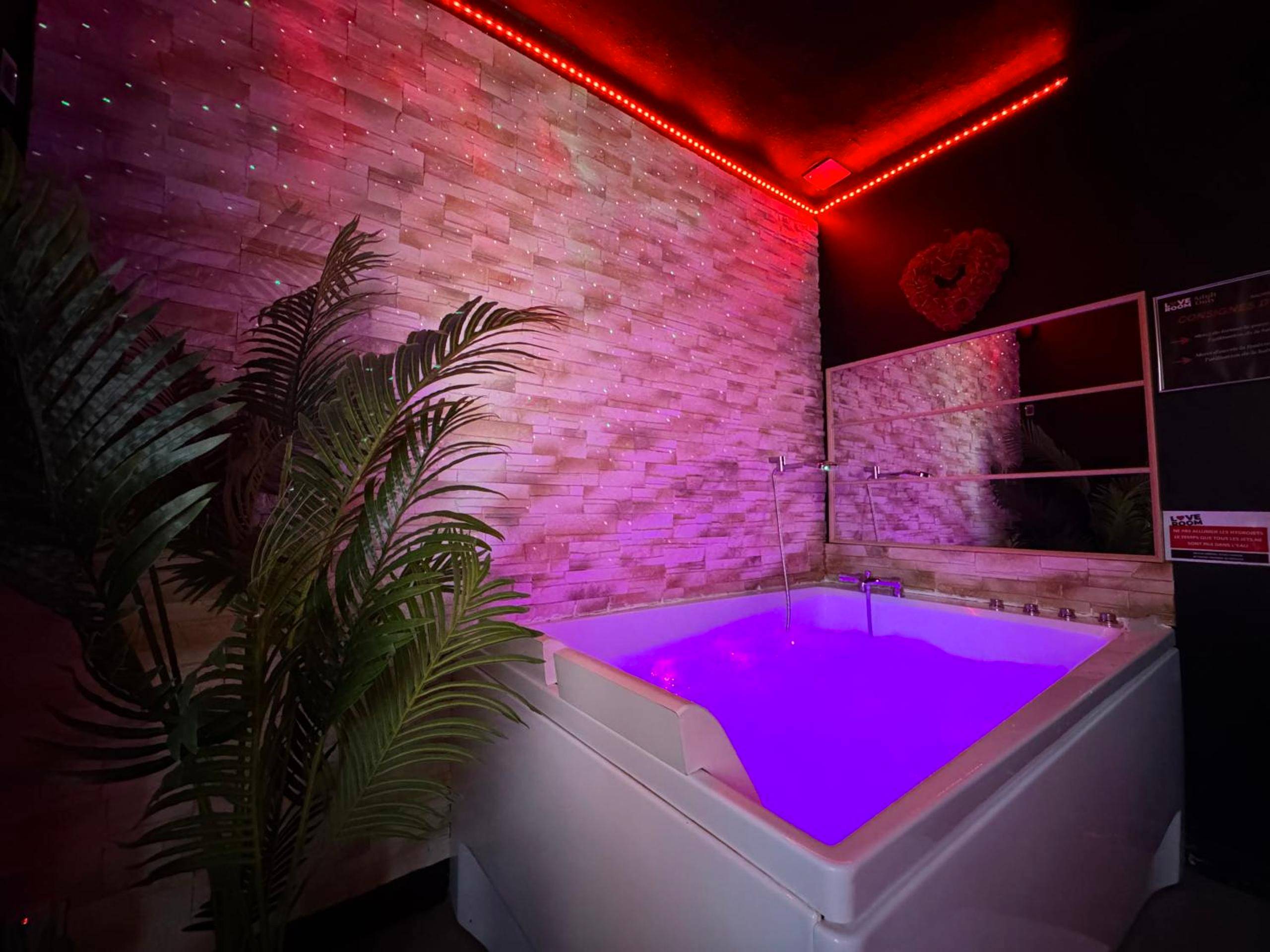 Photo du logement - LOVE ROOM Adulte Only - Chamalières