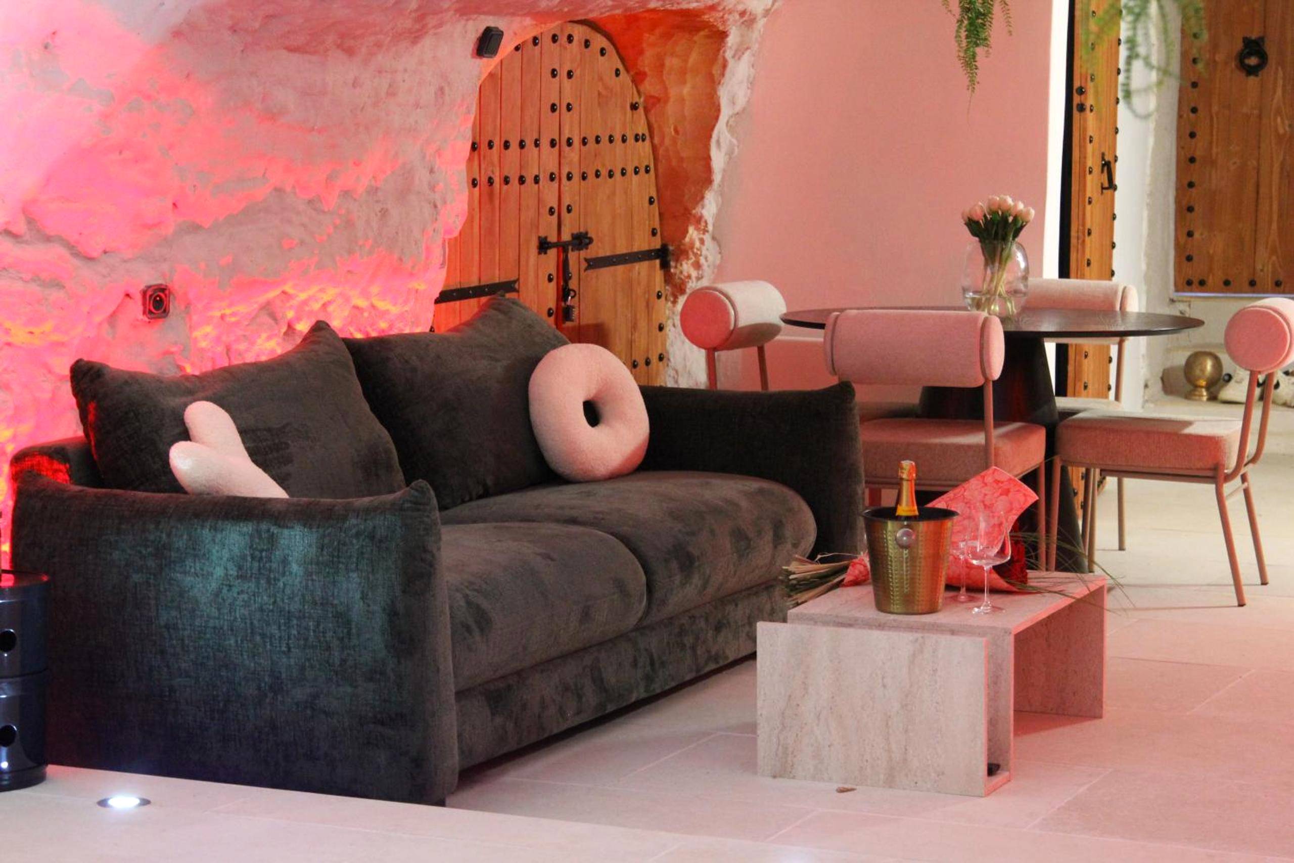 Photo du logement - L alcove des Sens Love Room Jacuzzi sauna - Tours