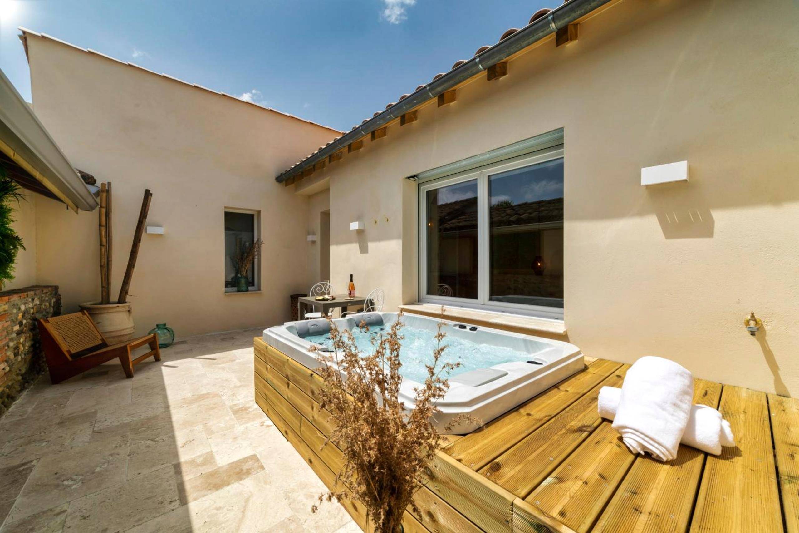 Photo du logement - l'Alcove - SPA&SAUNA privé - Oliveraie d'Eurocentre - Castelnau - d'Estrétefonds