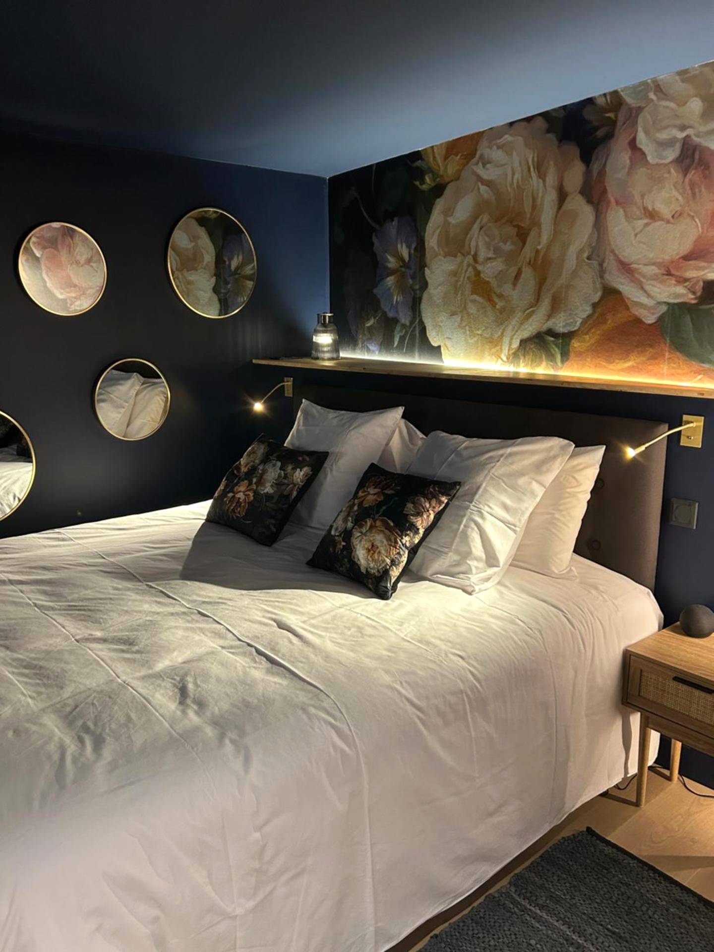 Photo du logement - L'alcôve Clisson - Love room - Gîte Romantique - SPA