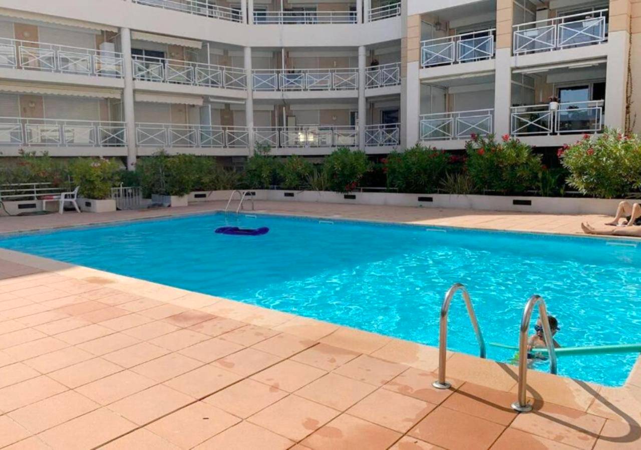 Photo du logement - Amour Azur Appartement pour 2 avec jacuzzi et terrasse à 2 minutes de la mer