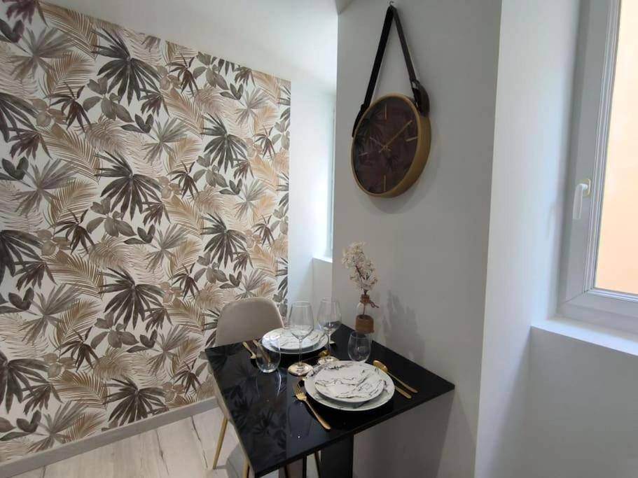 Photo du logement - LOVE ROOM - Amour Chic et Intime - Montbrison