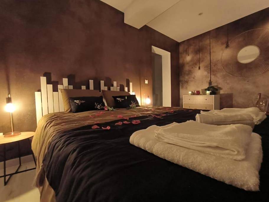 Photo du logement - LOVE ROOM - Amour Chic et Intime