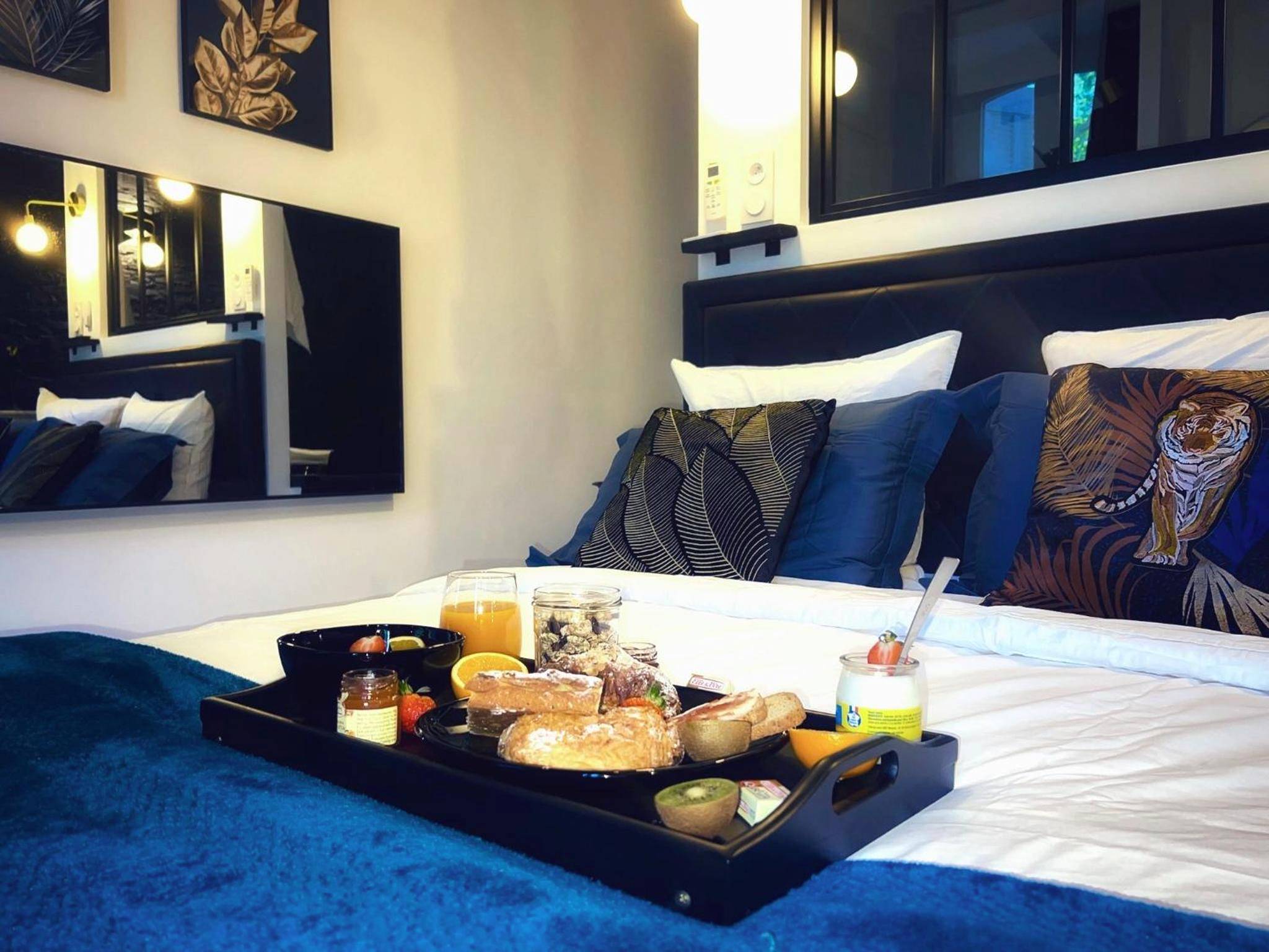 Photo du logement - Amour Sauvage - Love Room****, Centre - Historique