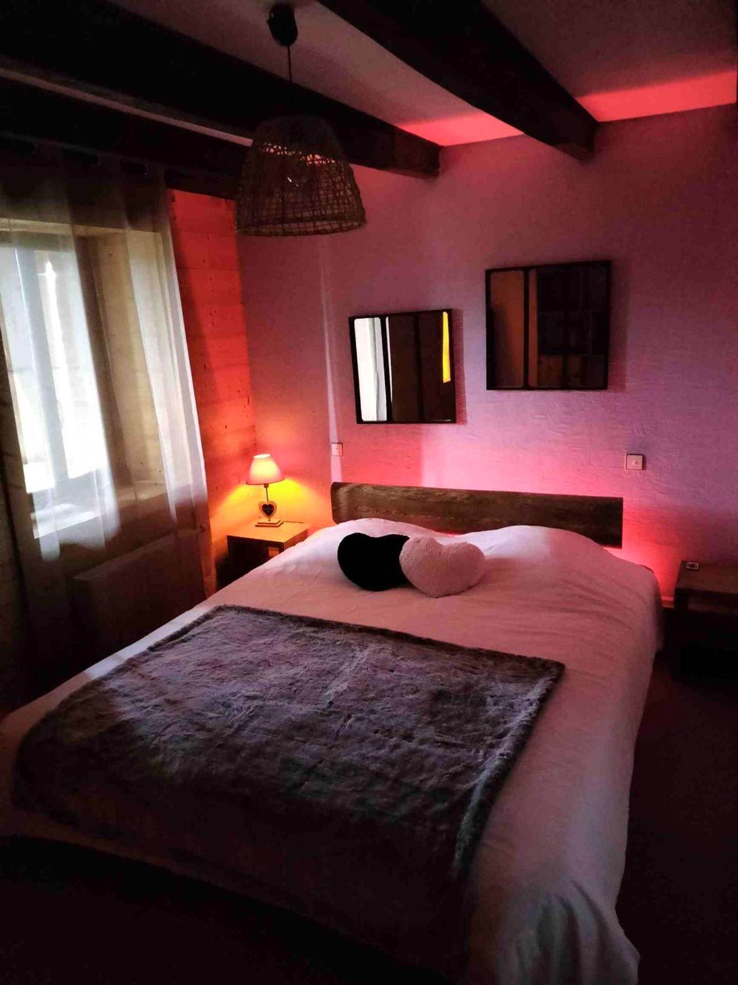 Photo du logement - GITE Chambre SPA Privé DE L'ANCIENNE FERME - Vallières