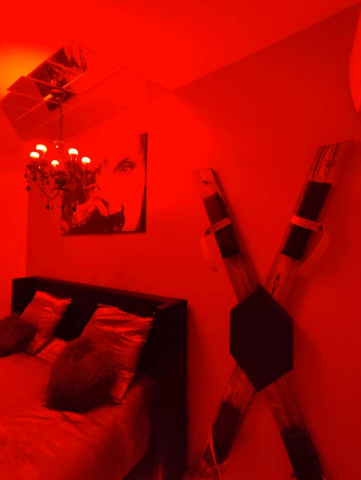 Photo du logement - Gîte Ange ou Démon, jacuzzi, sauna, love room, location à la journée