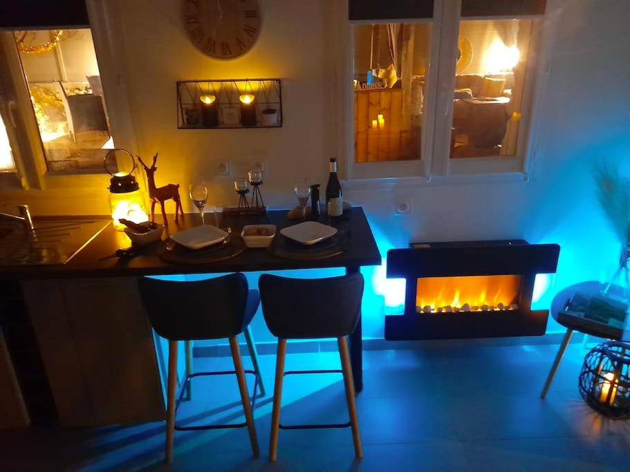 Photo du logement - L'Antre deux Pierres, romantisme, jacuzzi extérieur, plateau dinatoire