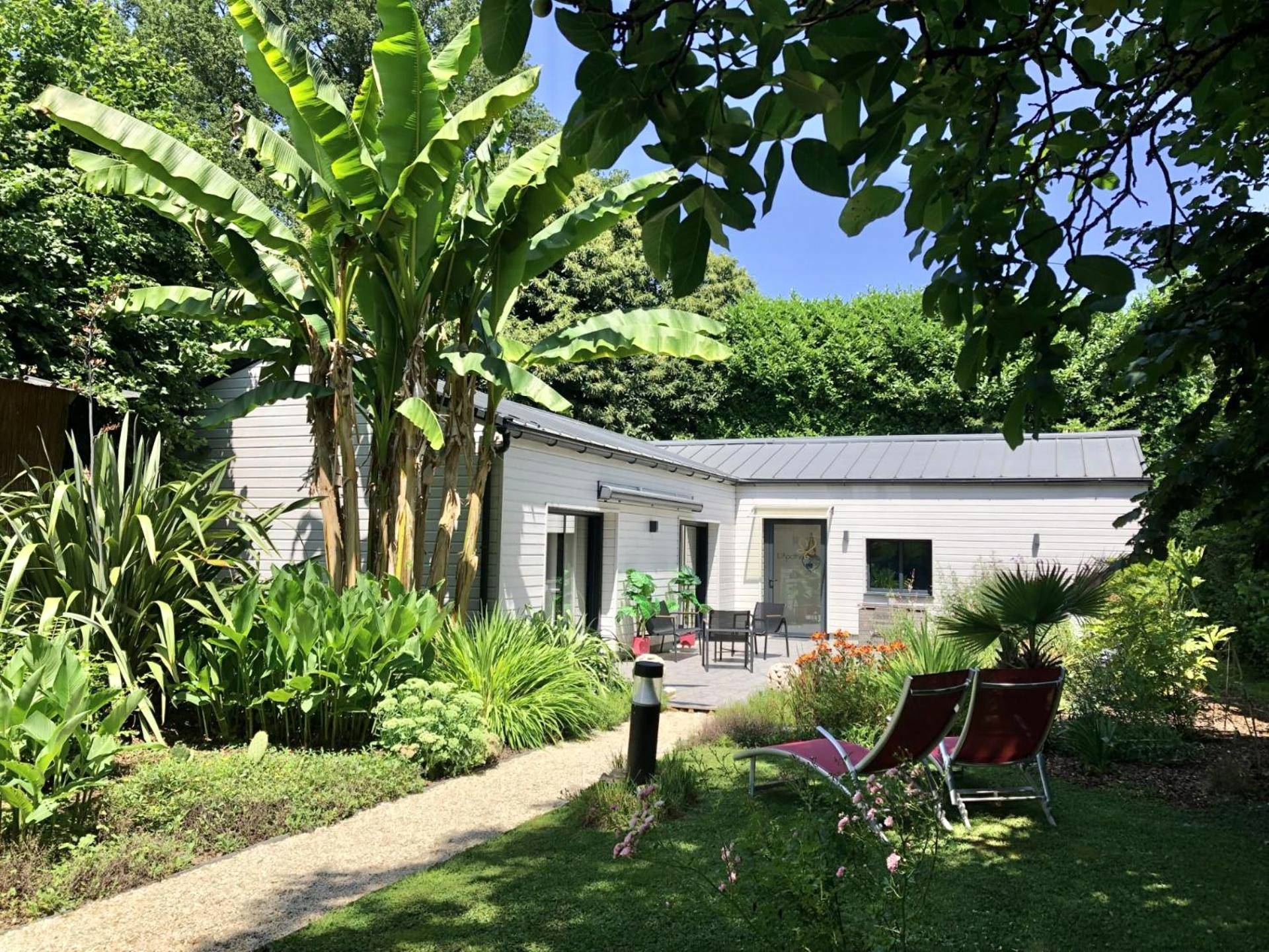 Vue principale - Love Room Lieuron - L'ApothéOse, gîte bien - être avec jacuzzi, sauna, hammam