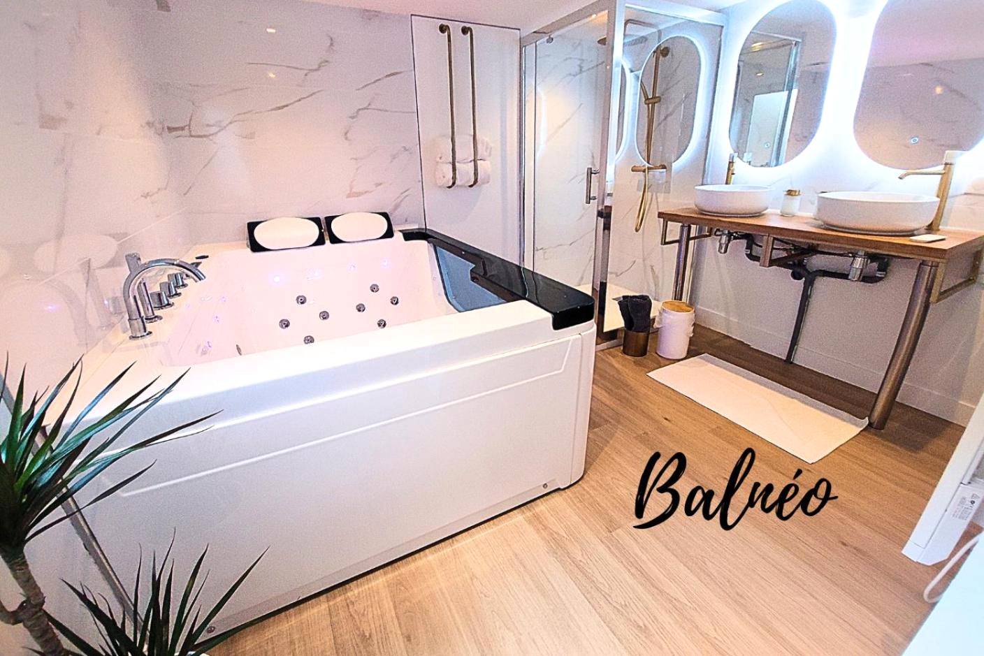 Photo du logement - ArtGold * Logement Haut de gamme Spa