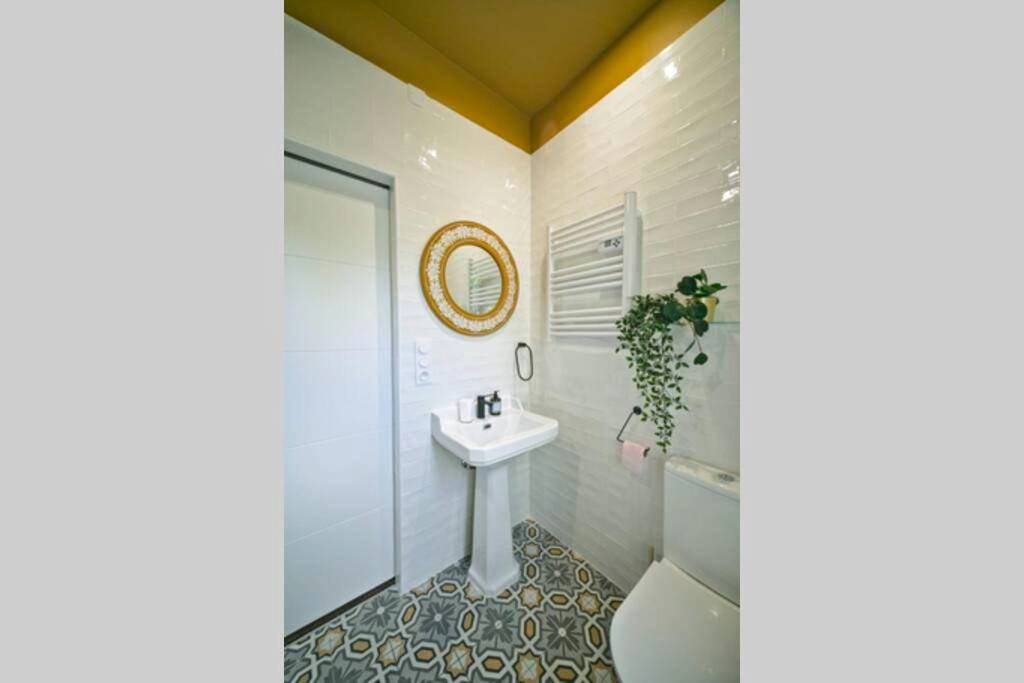 Photo du logement - Arty room JACCUZI & SPA CENTRE VILLE HAUT DE GAMME