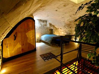 Chambre romantique sous voûte en pierre - L'Atelier 1742 - Atypique jacuzzi Rouen Centre