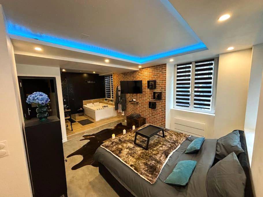 Photo du logement - L'Atelier du Désir - Centre - Proche Gare