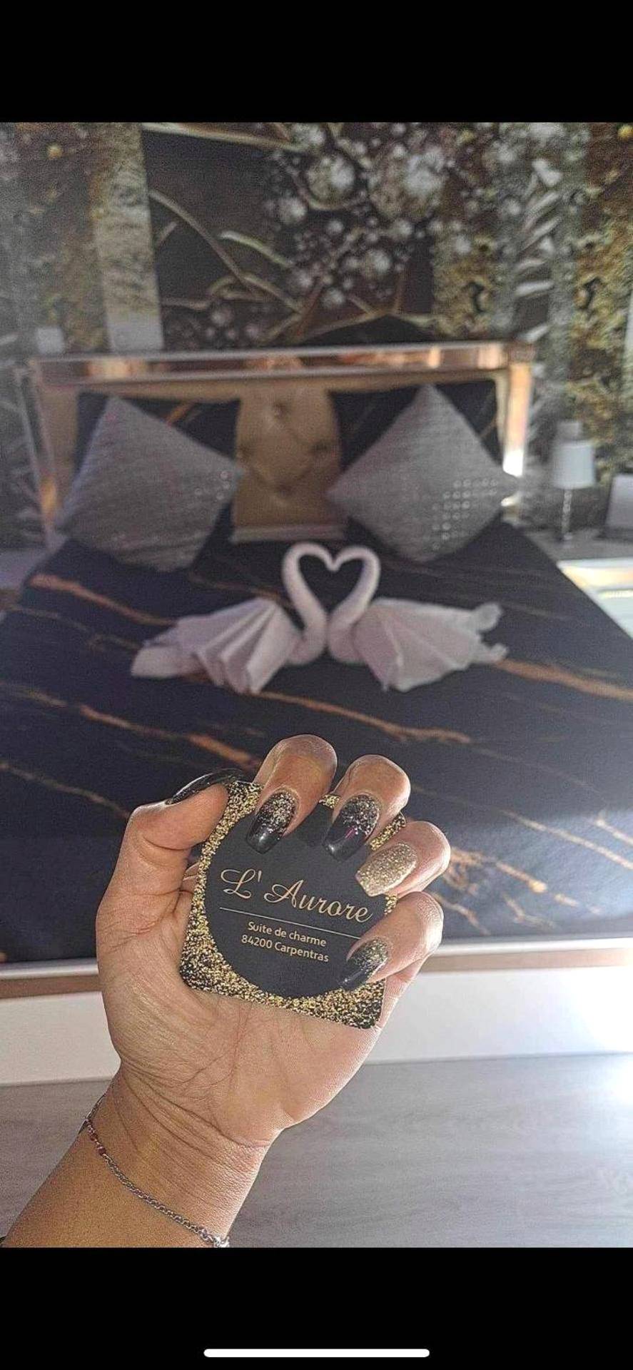 Photo du logement - L'Aurore Love Room de prestige jacuzzi sauna piscine chauffée cuisine