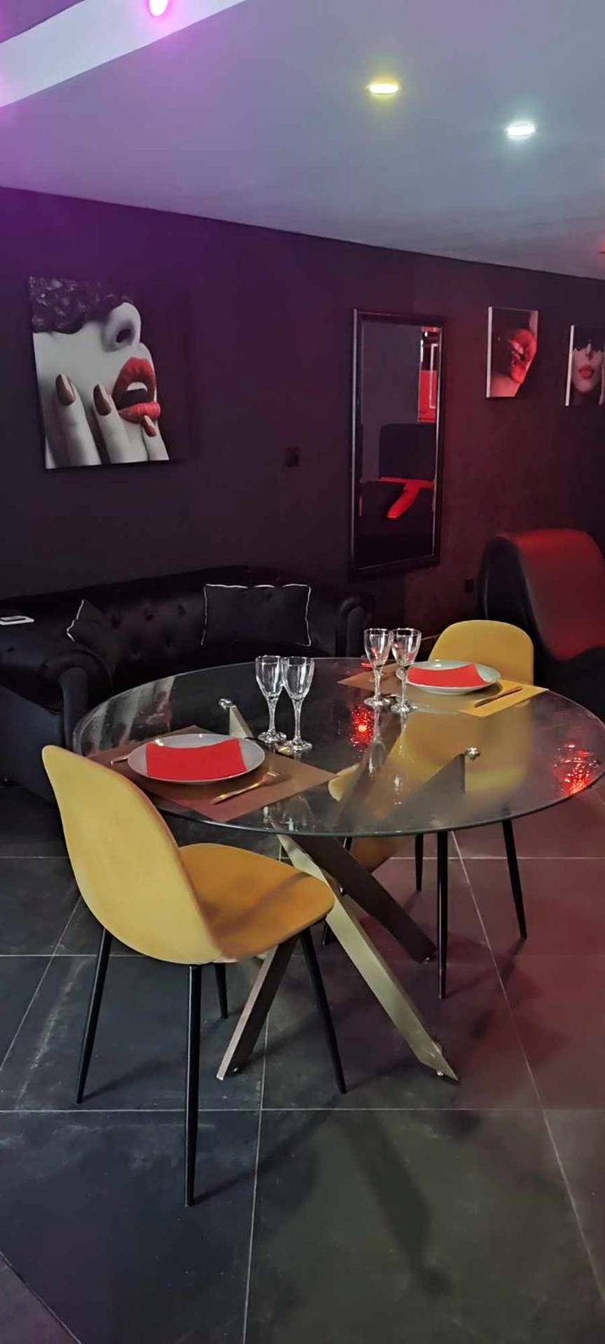 Detail du logement - AVEC TOI suite spa La Glamour