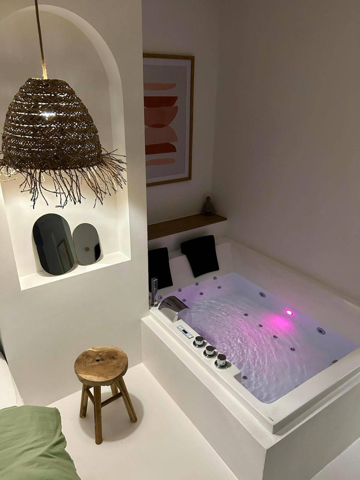 Photo du logement - Bali Suite - Spa Jacuzzi - Planfoy