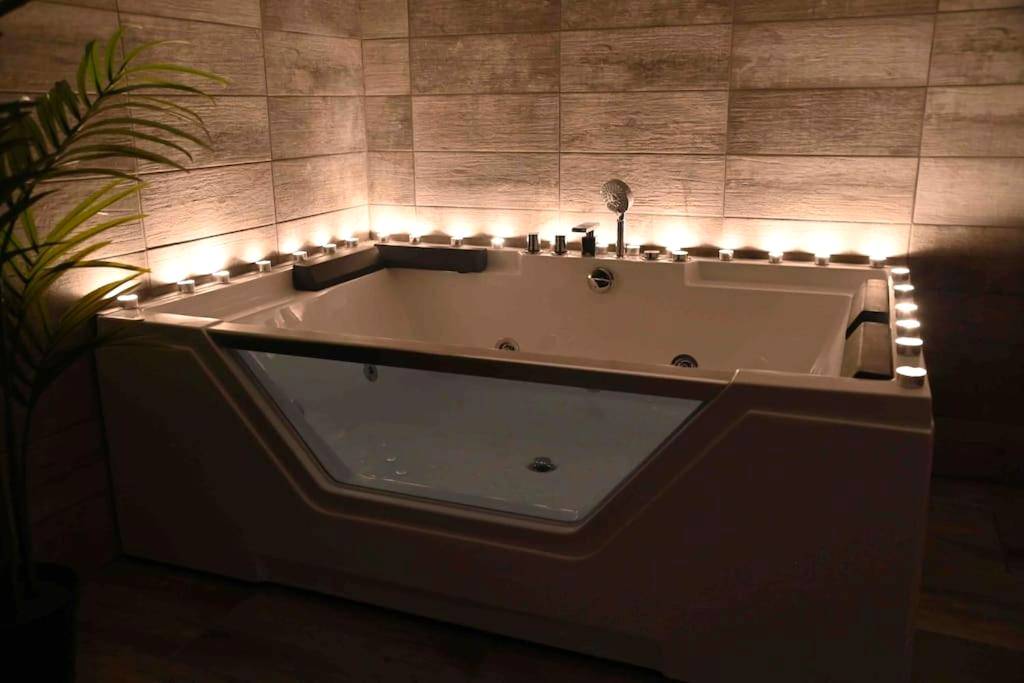 Photo du logement - Superbe appartement avec balnéo.