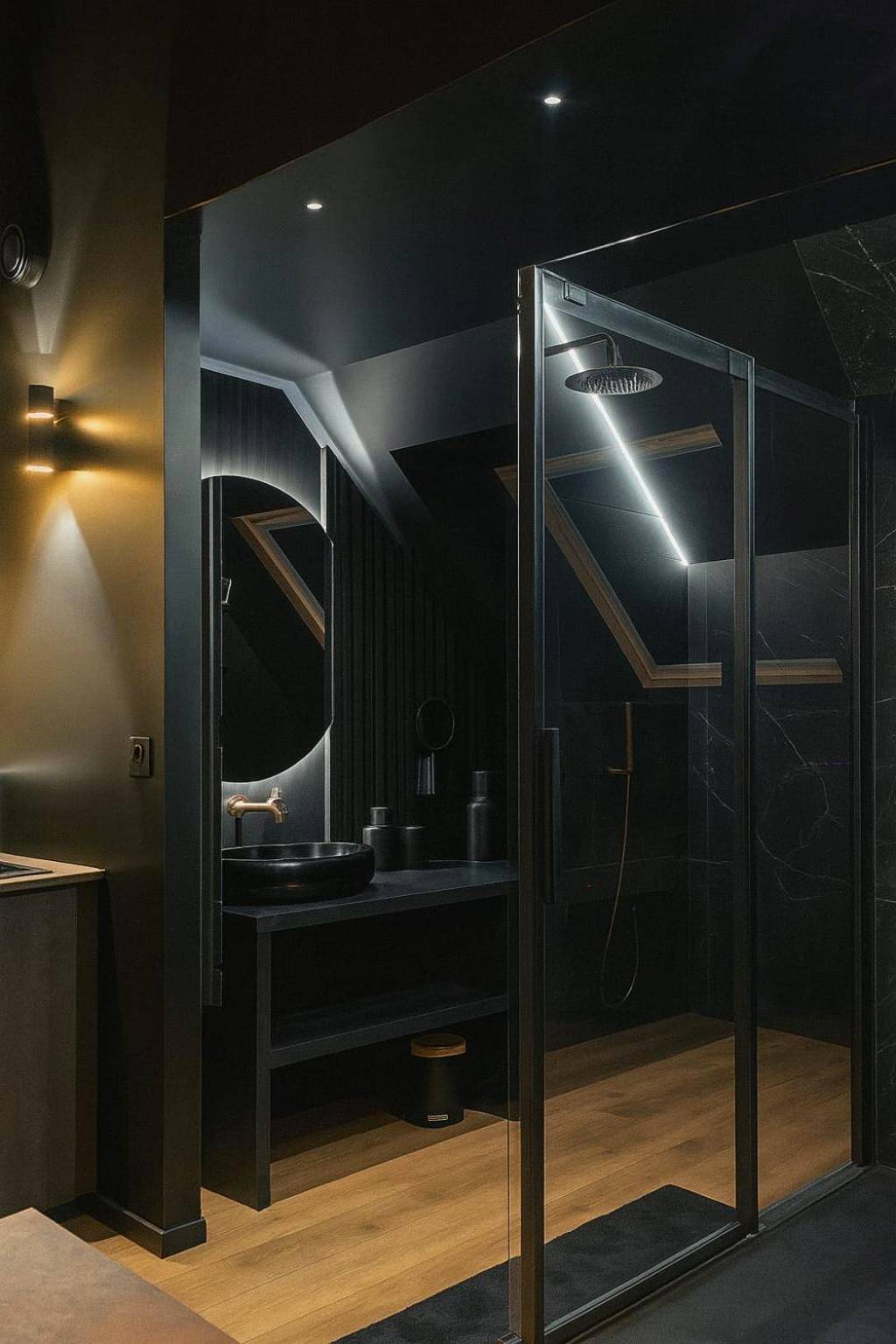 Salle d'eau moderne avec douche à l'italienne - Love Room - Balnéo - Parking privé