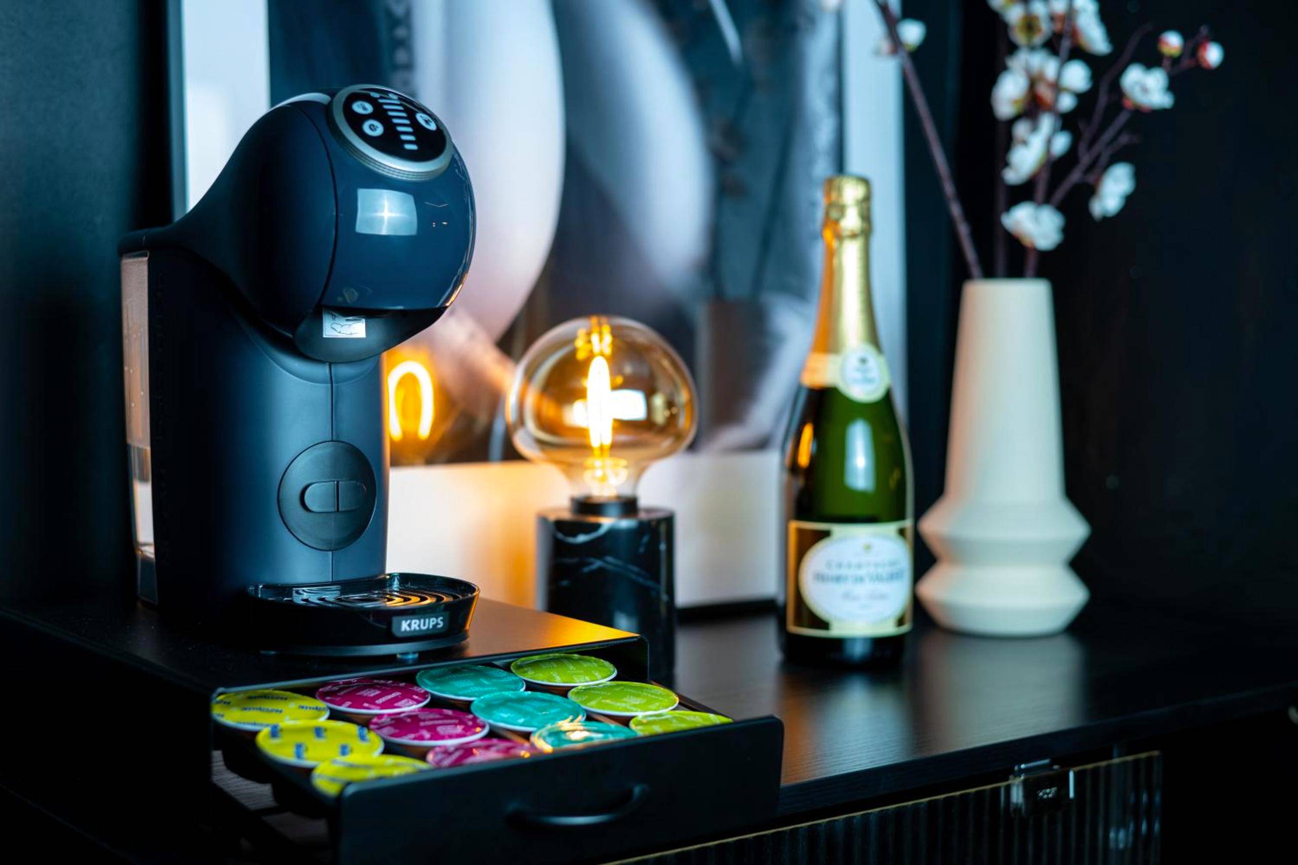 Detail du logement - Luxury Love Room - Balneo - Cinema