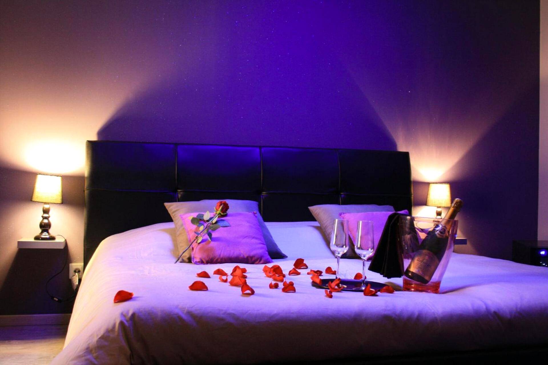 Photo du logement - Appartement tout confort avec balnéo et lit king size - Pézenas