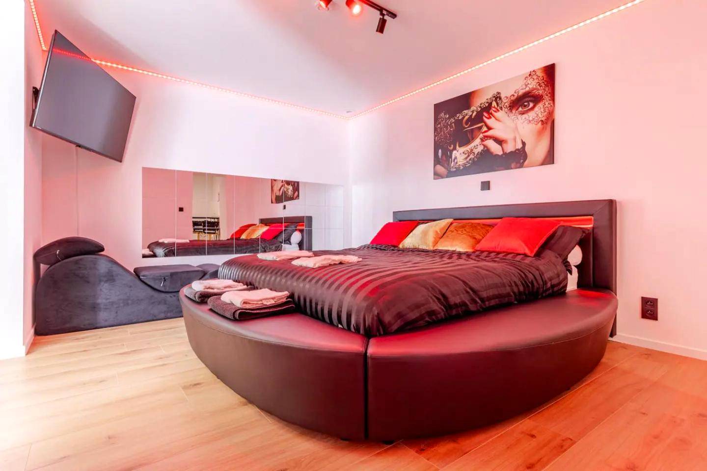 Vue principale - Love Room Boulleville - LoveRoom avec balnéo privative