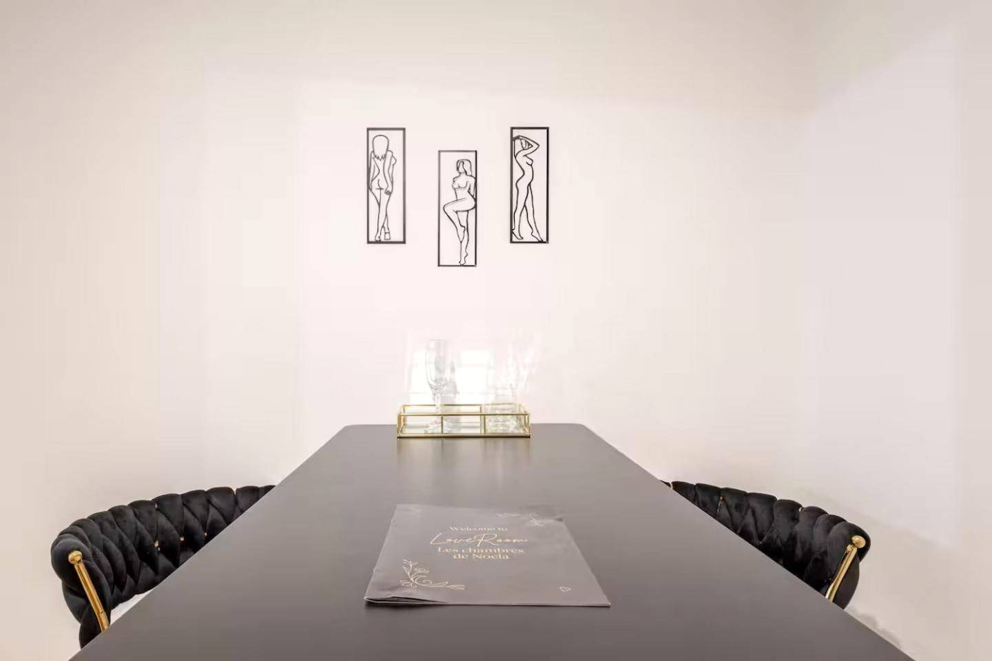 Photo du logement - LoveRoom avec balnéo privative