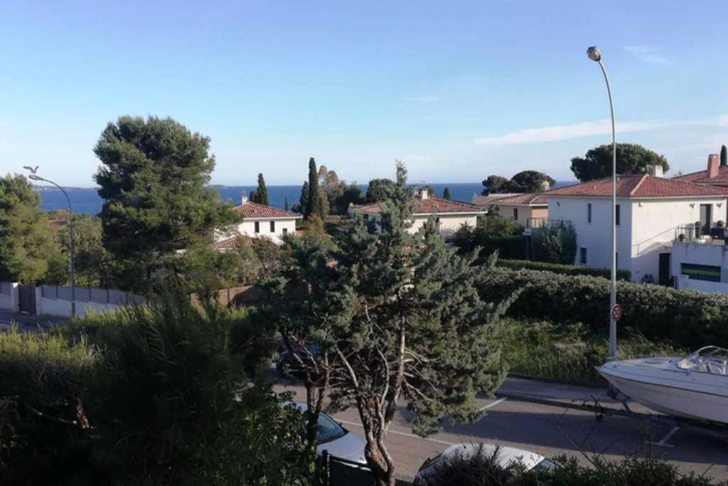 Photo du logement - "The Love Room Bandol" Jacuzzi & Vue Mer