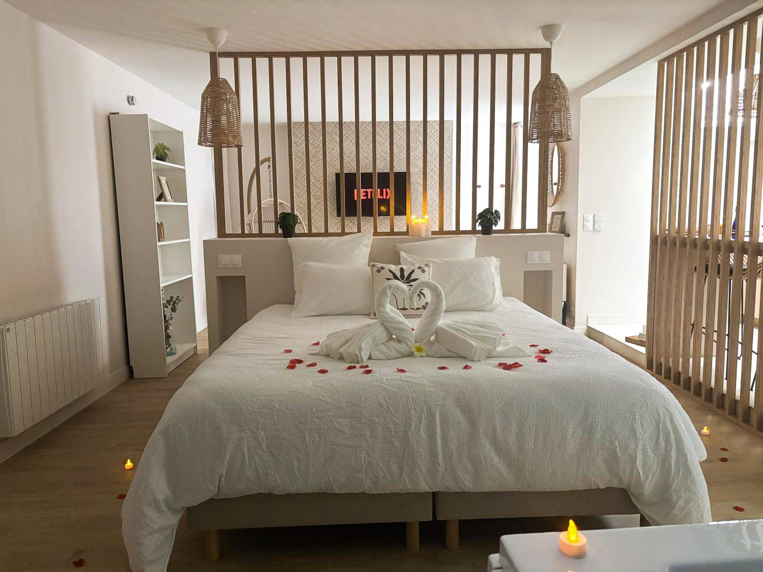 Photo du logement - Suite Banjar - Luxe,Balnéo & Sauna - Saint - Aubin - d'Aubigné