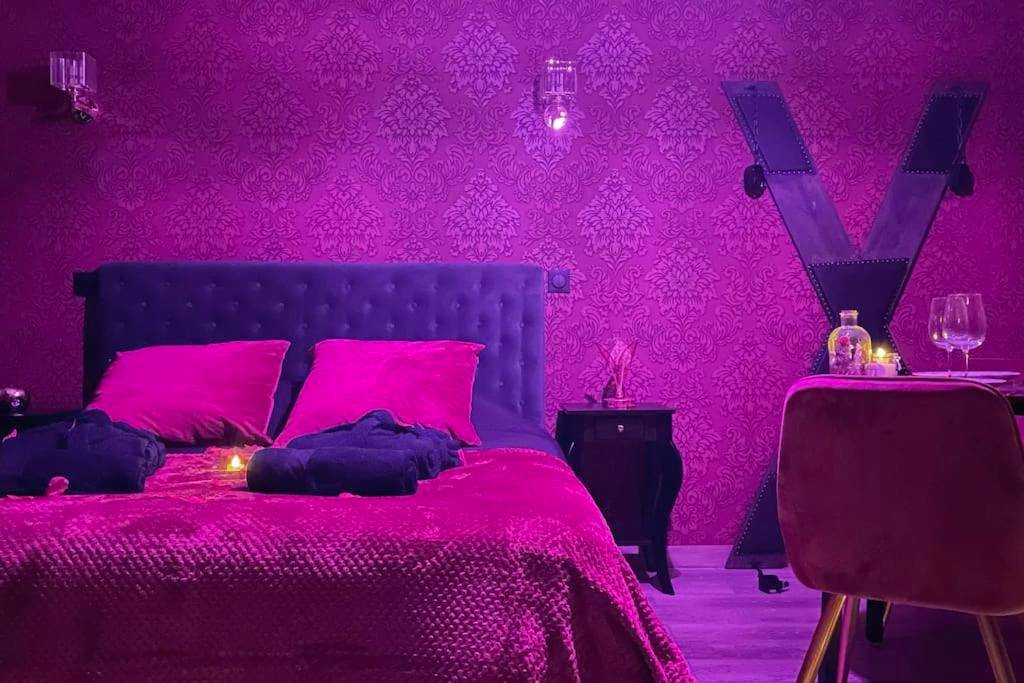 Photo du logement - Love Room Le Baroque / Jacuzzi / Sauna