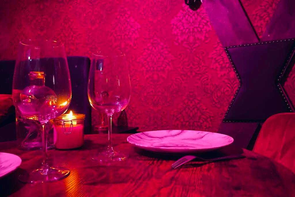 Photo du logement - Love Room Le Baroque / Jacuzzi / Sauna