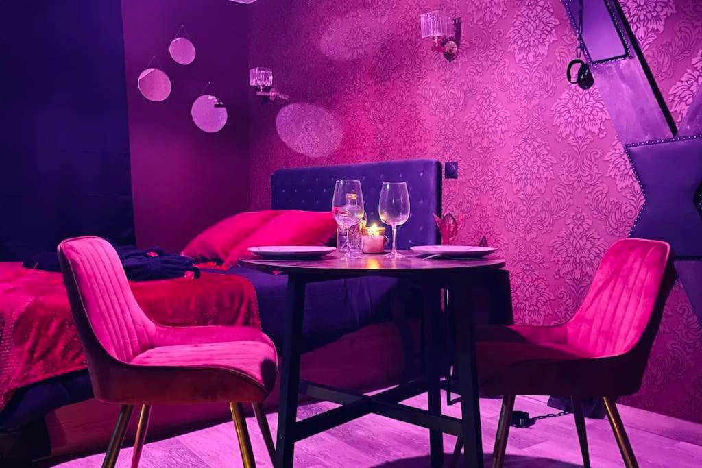 Photo du logement - Love Room Le Baroque / Jacuzzi / Sauna