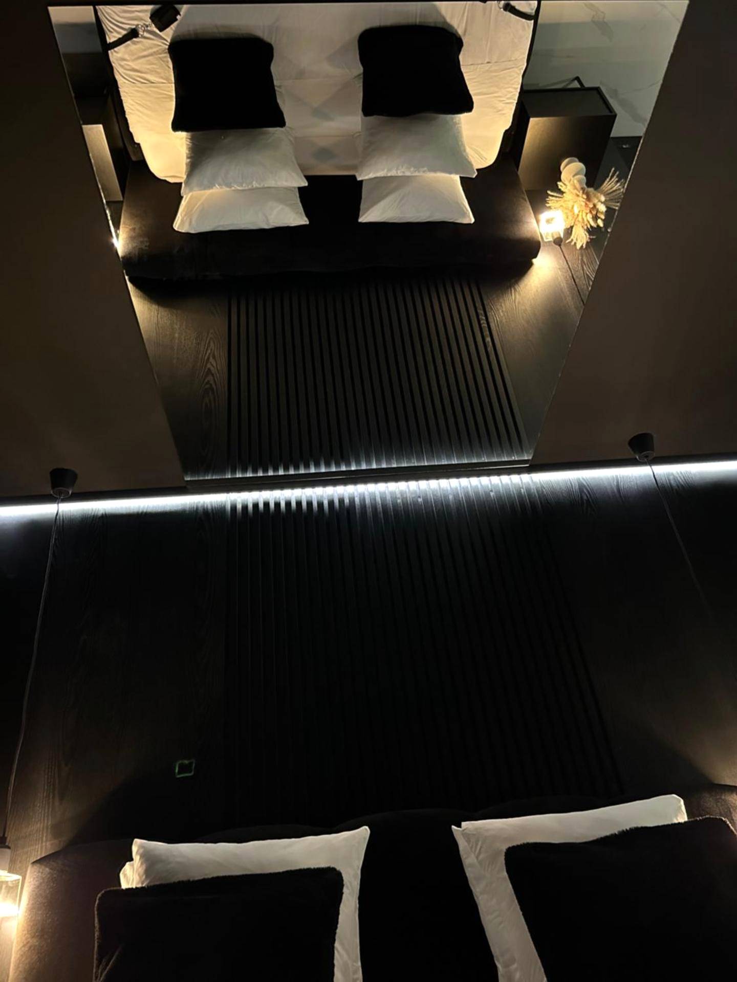 Photo du logement - BDSM TANTRA Love Room Salon - de - Provence