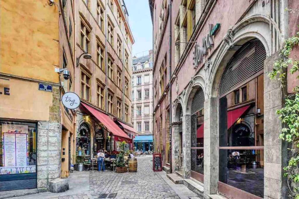 Photo du logement - NEW / Belle et Rebelle avec jacuzzi - Lyon