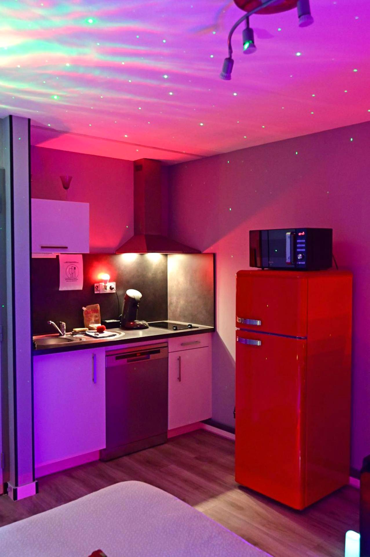 Photo - Grand Studio BISCARROSSE PLAGE Une nuit A 2 avec Sauna Luxe, Balnéo, Océan rien que pour vous - Biscarrosse