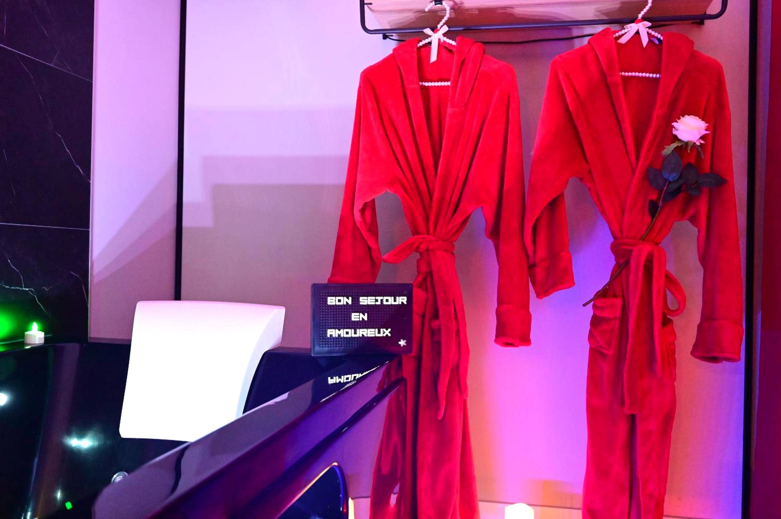 Photo du logement - Grand Studio BISCARROSSE PLAGE Une nuit A 2 avec Sauna Luxe, Balnéo, Océan rien que pour vous