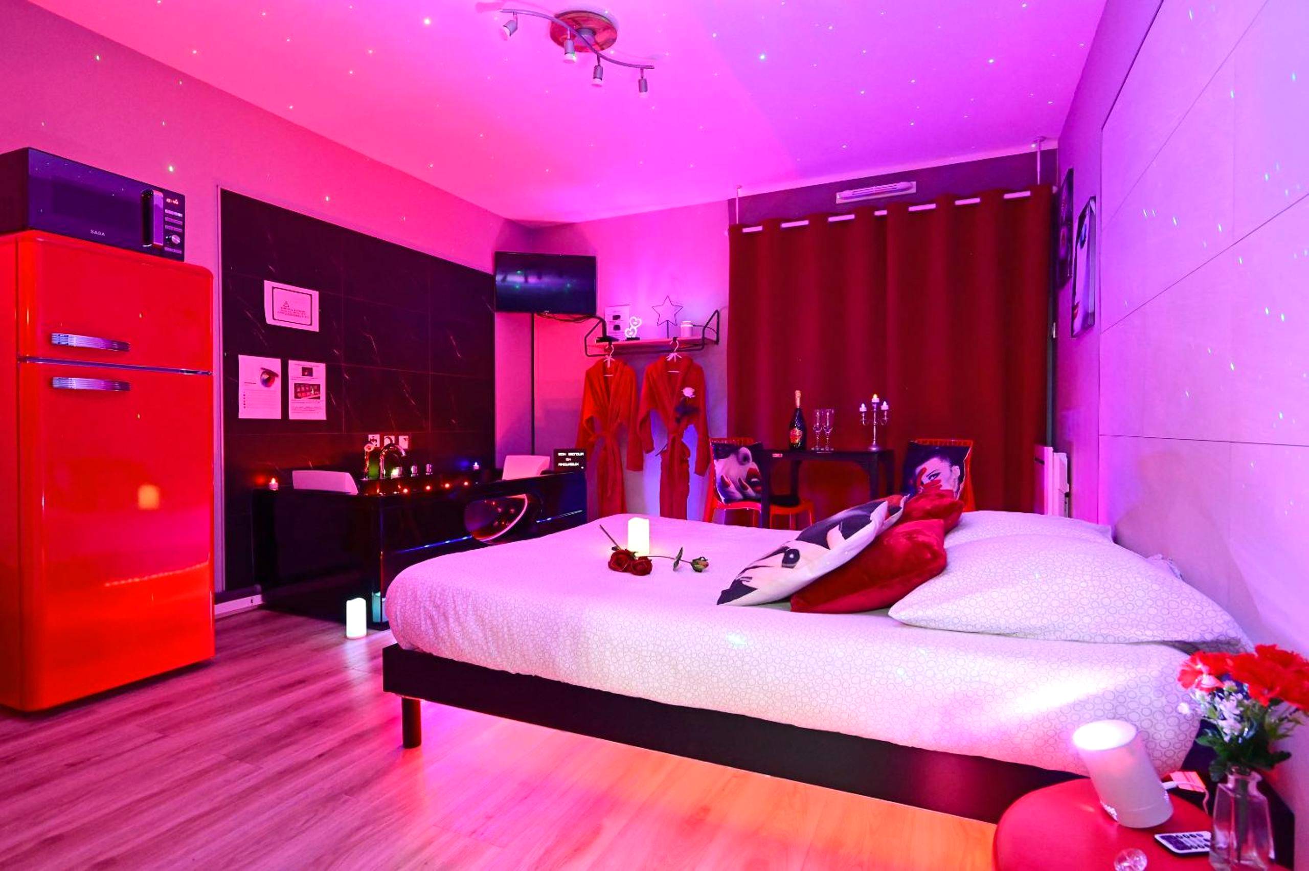 Photo du logement - Grand Studio BISCARROSSE PLAGE Une nuit A 2 avec Sauna Luxe, Balnéo, Océan rien que pour vous