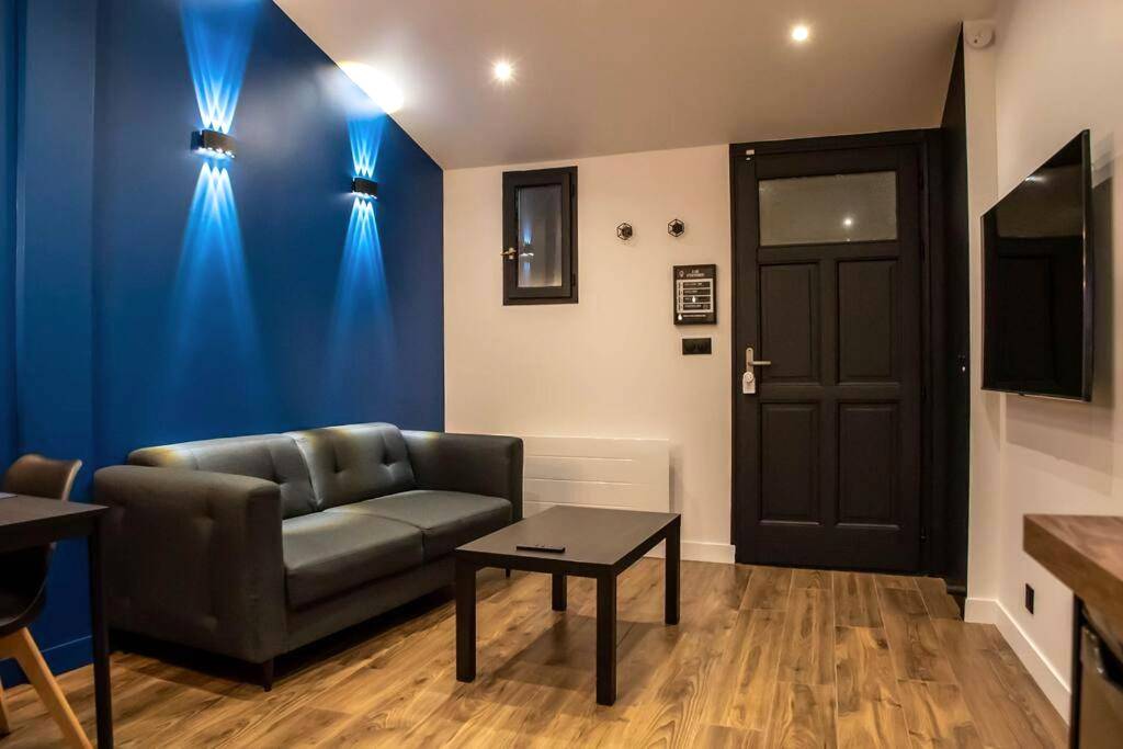 Photo du logement - BLUE NIGHT - Jacuzzi - Bord de Seine