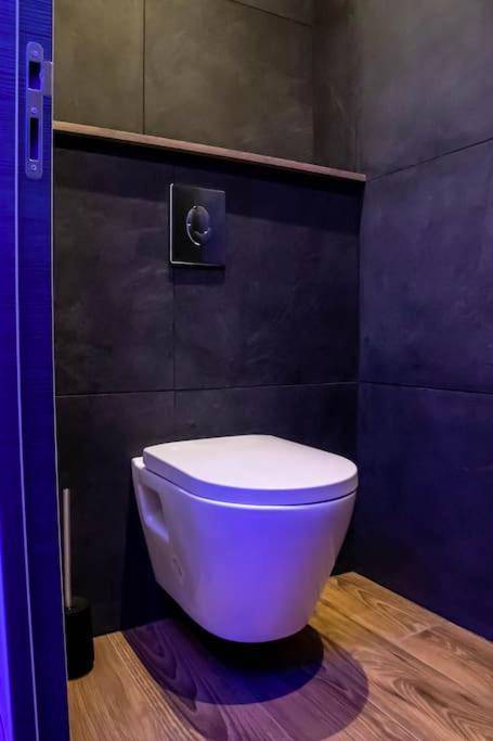 Photo du logement - BLUE NIGHT - Jacuzzi - Bord de Seine