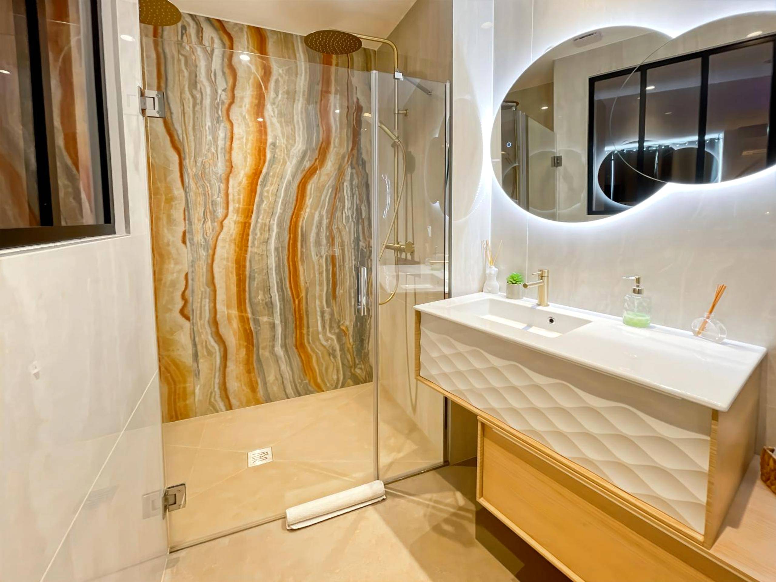 Photo du logement - Le Bohème Spa, loveroom à Sète - Sète