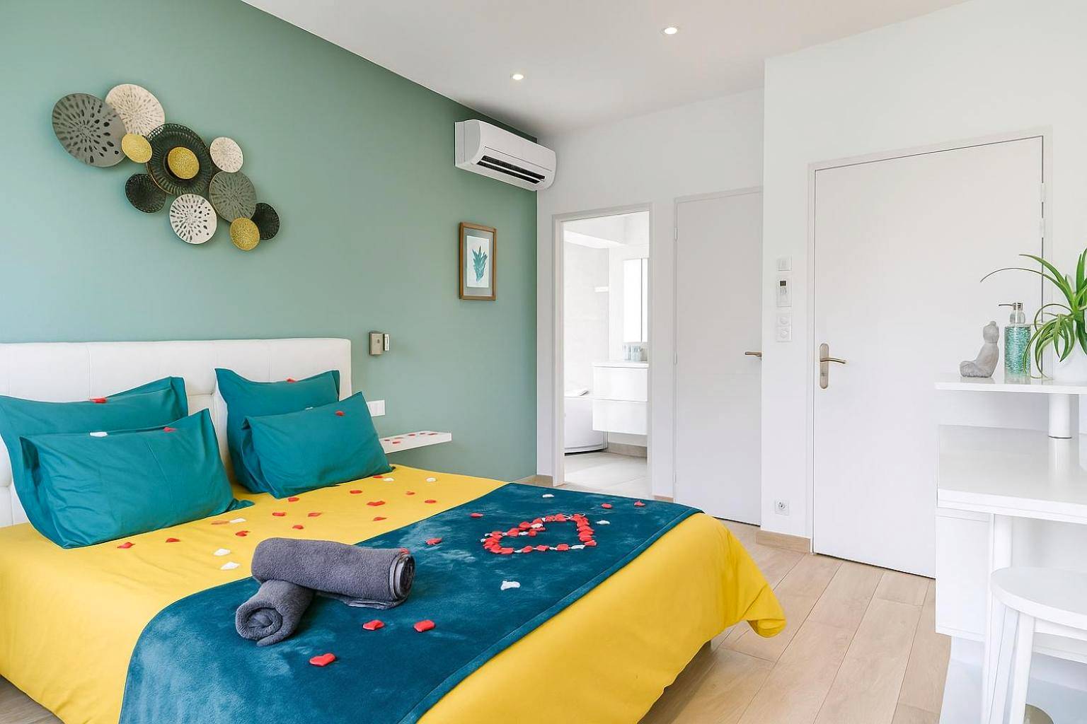 Photo du logement - Le bourget - Suite romantique