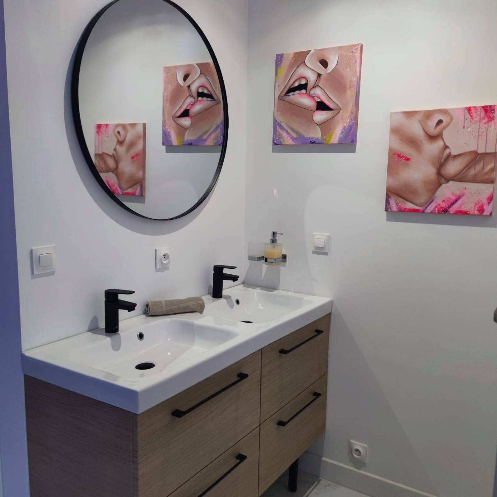 Photo du logement - Suite BULLE D'AMOUR Balnèo Spa & Terrasse à 5 min des plages