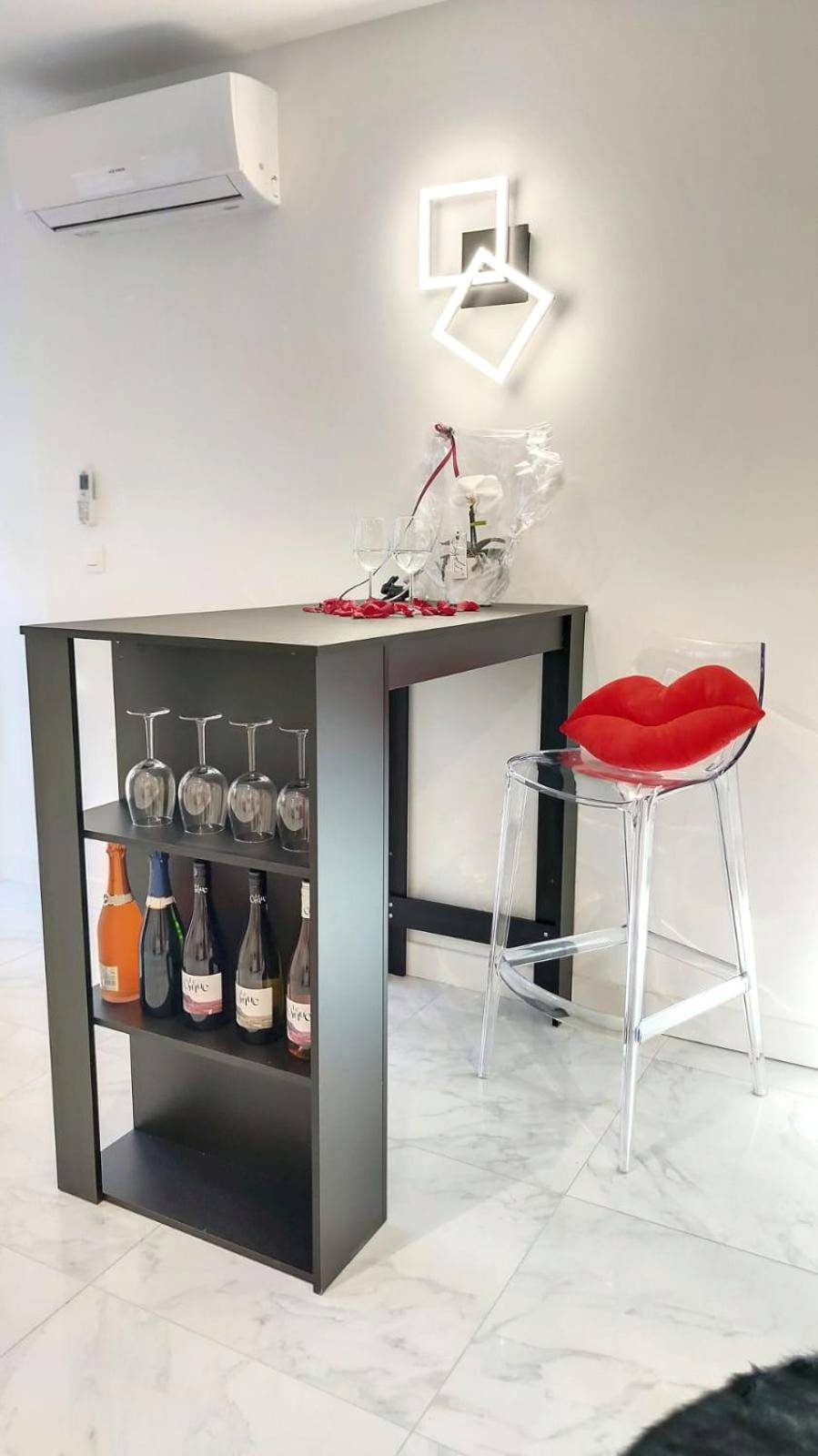 Photo du logement - Suite BULLE D'AMOUR Balnèo Spa & Terrasse à 5 min des plages