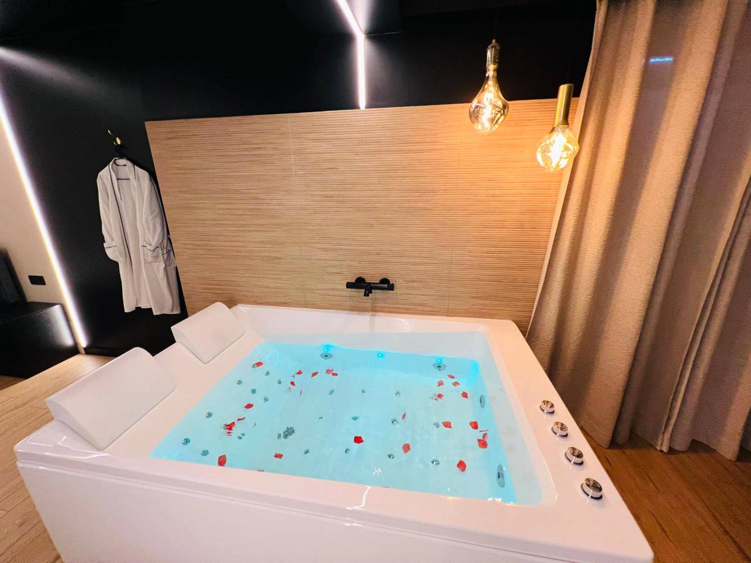 Photo du logement - La Bulle d'Amour - Suite luxe & Spa