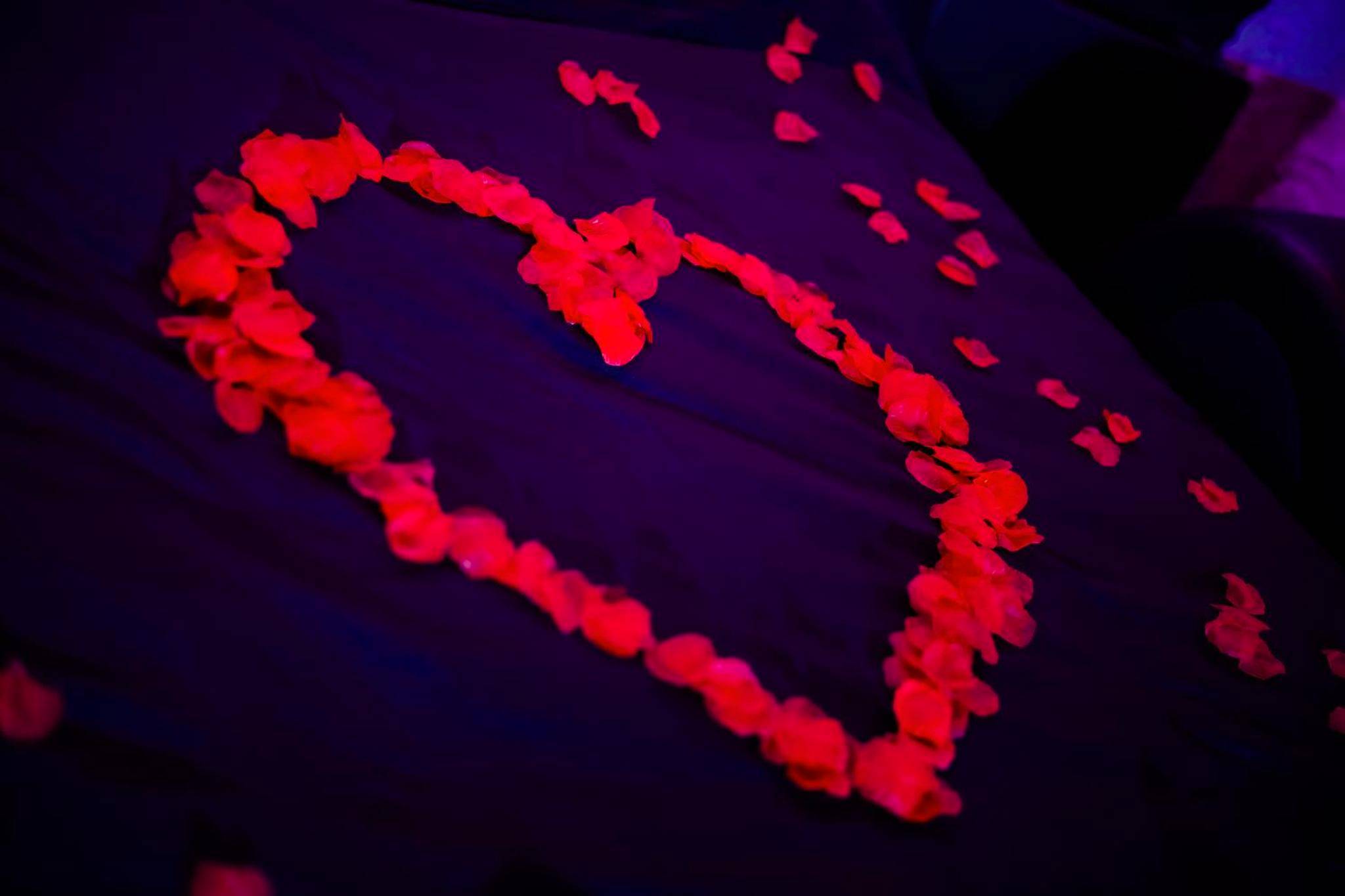 Photo du logement - La Cachette Secrète - Maison romantique avec Balnéo et Sauna Privatif à Caen en Normandie