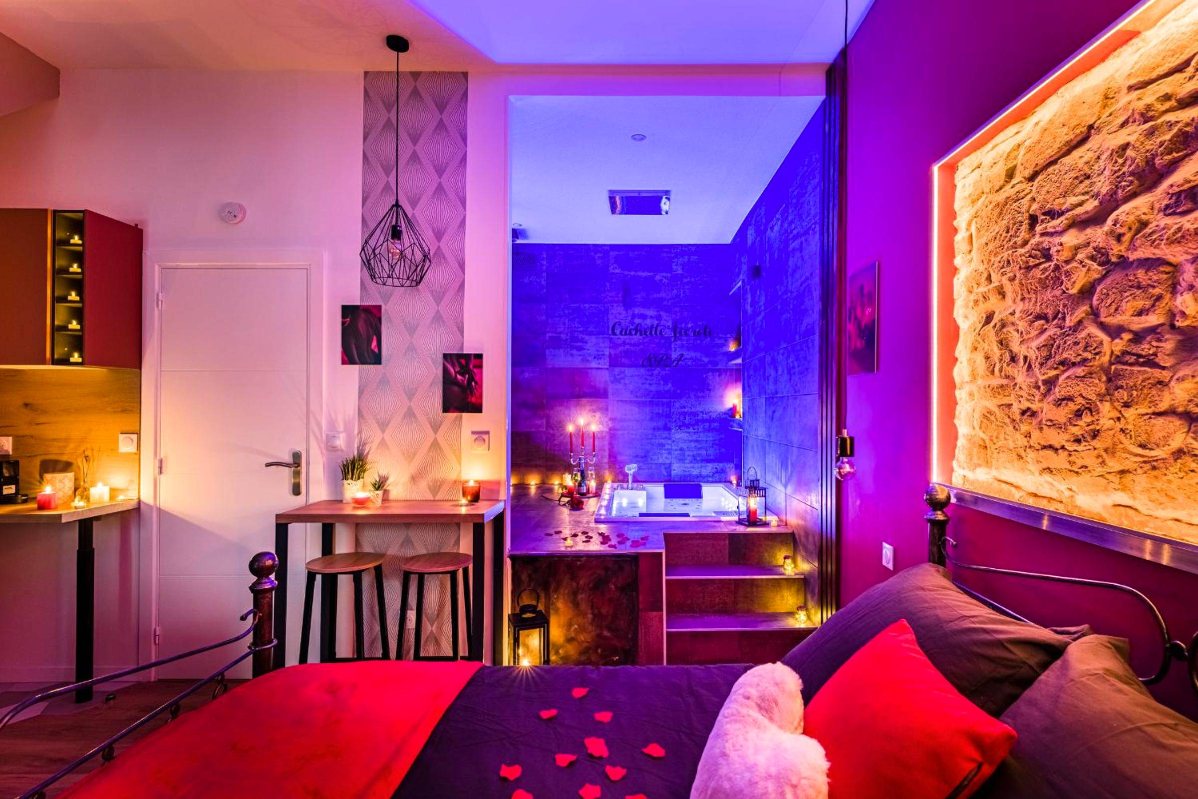 Photo du logement - Cachette Secrète & SPA - Bourgoin - Jallieu