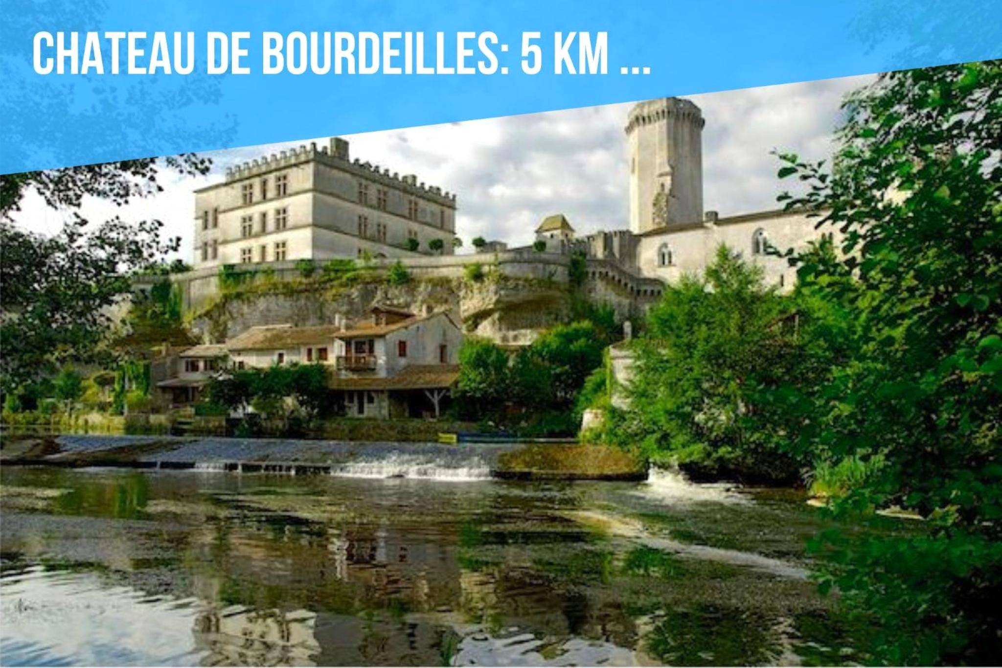 Photo du logement - Caporizon - Lov'BNB - La seule Love House de Dordogne