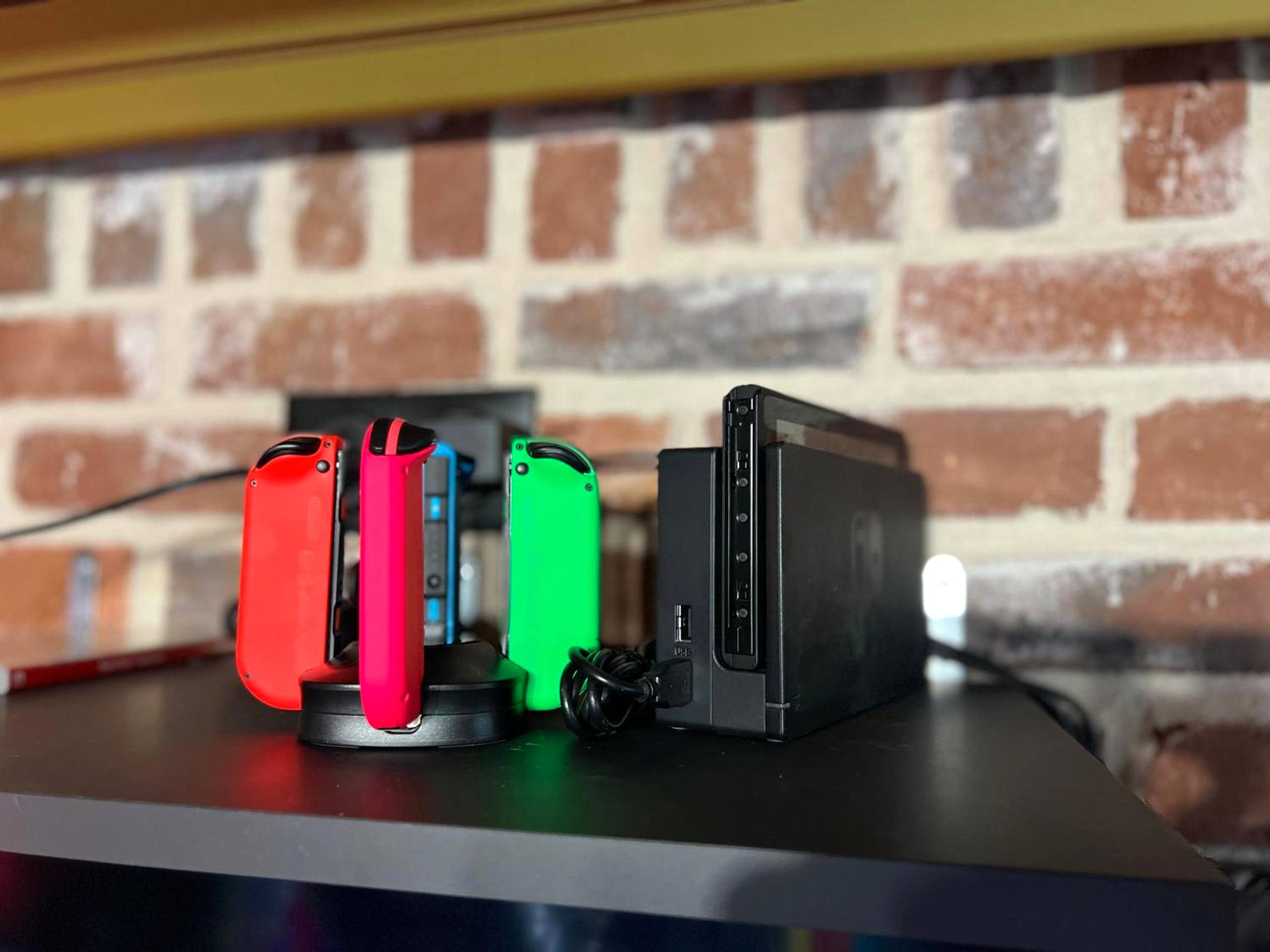 Photo - Capsule Art Déco - Jacuzzi - Netflix - Home Cinéma - Arcade de jeux & Nintendo switch - 2 chambres - Filet suspendu